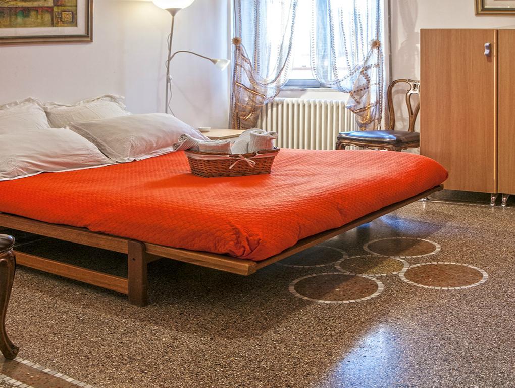 Rosy'S Hotel Naples Luaran gambar