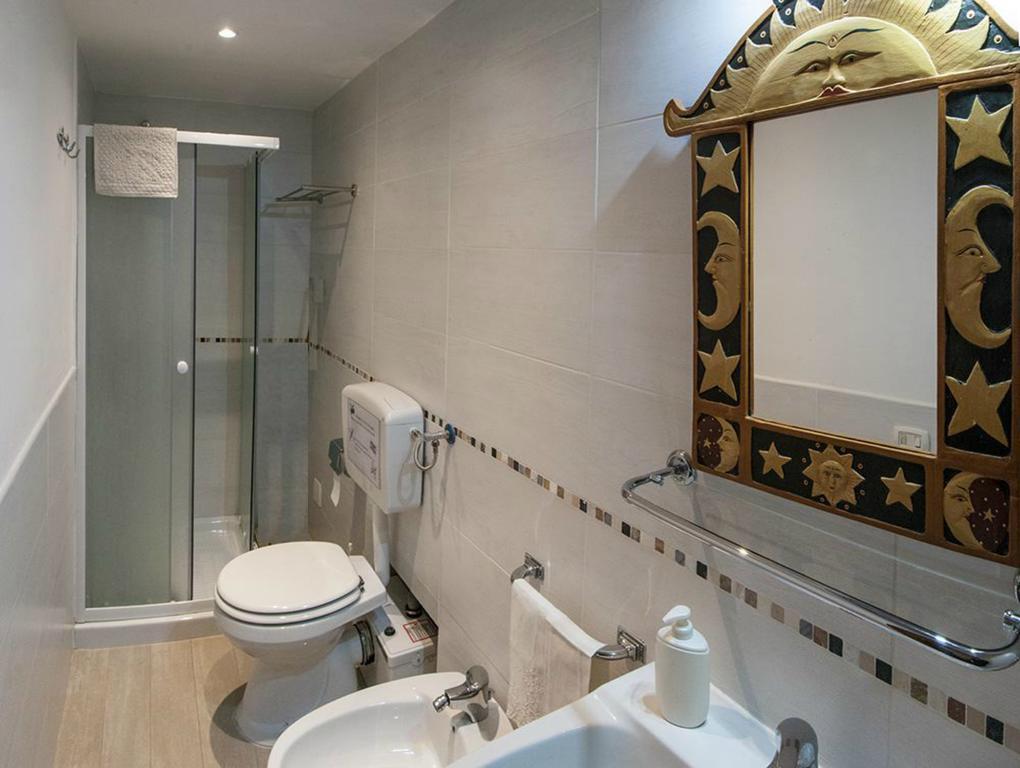 Rosy'S Hotel Naples Luaran gambar