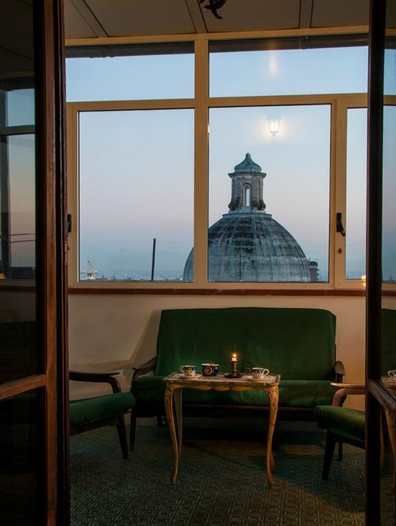 Rosy'S Hotel Naples Luaran gambar